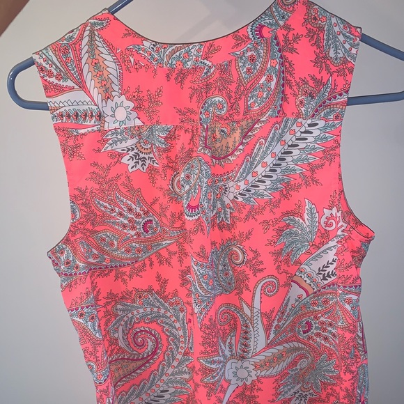 Cute summertime shirt - Picture 2 of 2